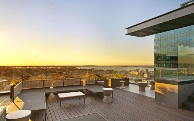 16 On Bree - Unit 1808