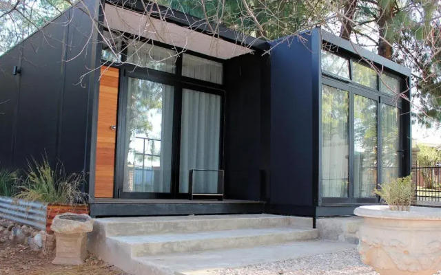 TWO Prefab Living - Luxury bungalows