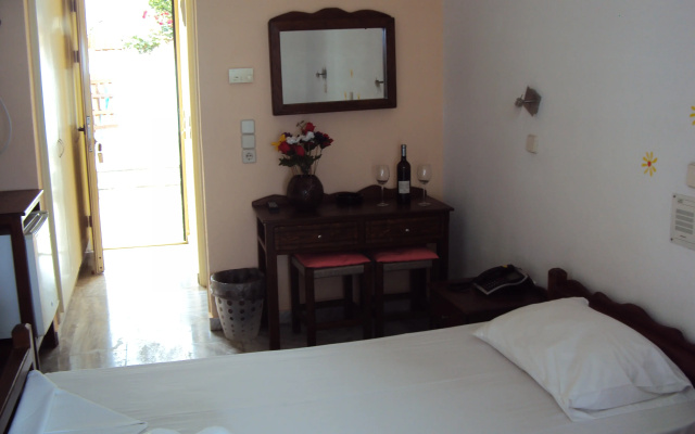 Mykali Hotel