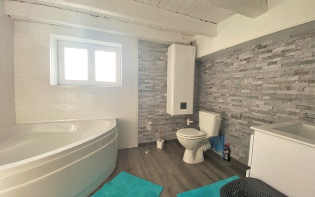 A la fontaine fleurie