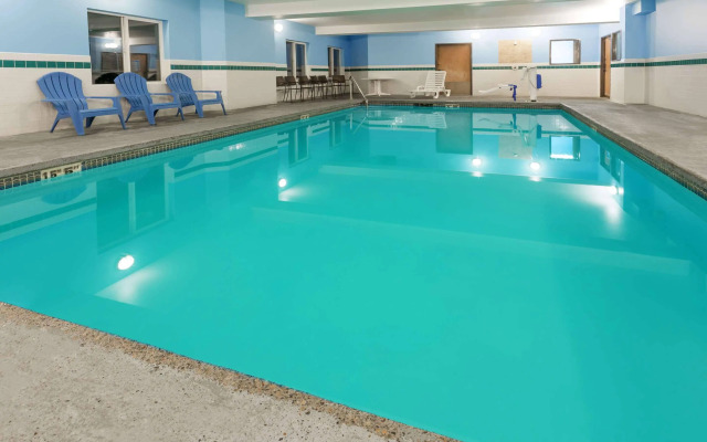 SureStay Plus Hotel by Best Western Portland East