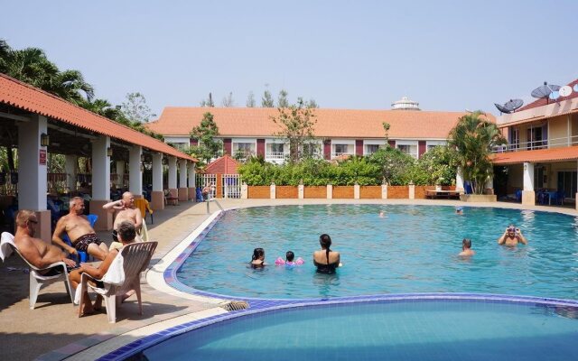 Homeland Resort