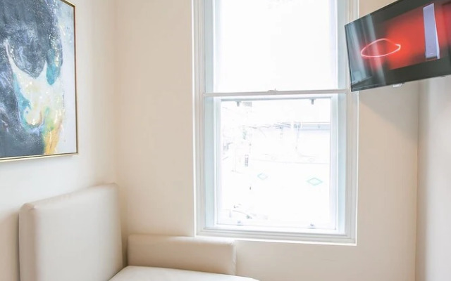 St Stephen's Green District Apartments 2