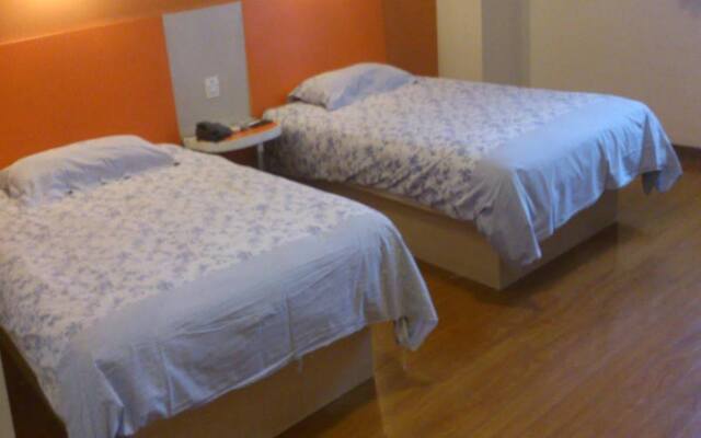 Motel 168 Nanjing Middle Gate Bus Station