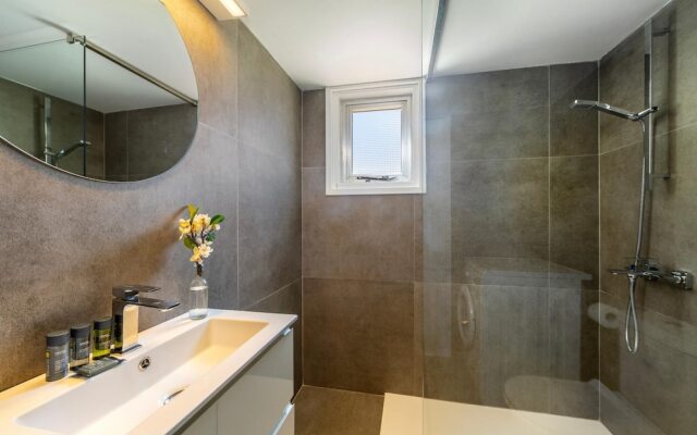Protaras O2 Seaside Suite
