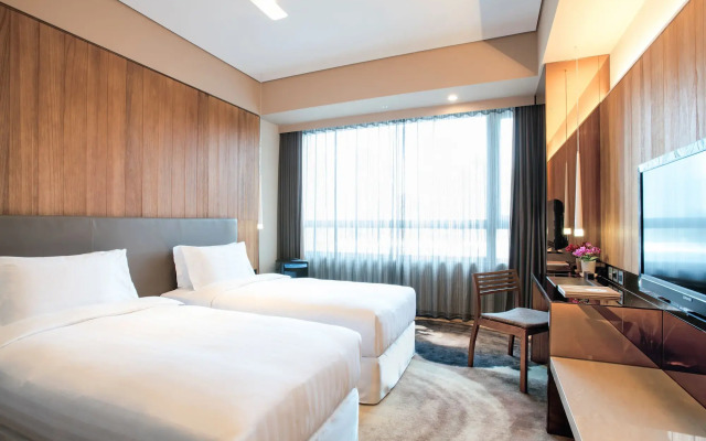 Home Hotel