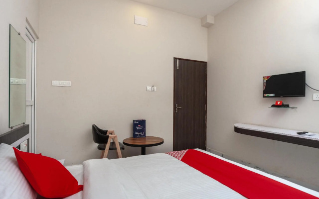 OYO 22300 Sri Ramachandra Guest House