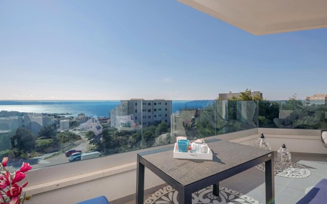 Amazing Apartment in Makarska With 2 Bedrooms and Wifi