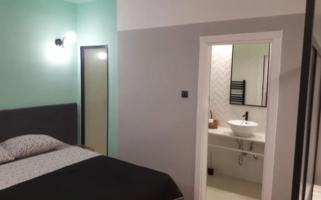 Agias Sofias Square Stunning suite