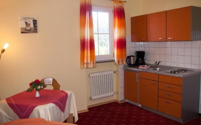 Hotel "Haus am Berg"