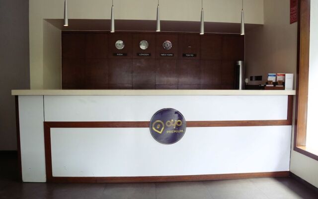 OYO 697 The Sirona Hotel