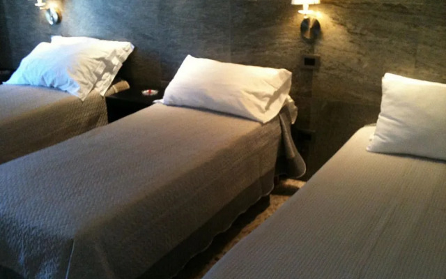 Guest House38