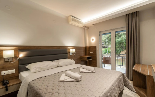 Sintrivanis Hotel