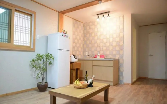 Seonamsan Hanok Pension