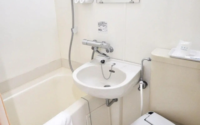 Futsukaichi Green Hotel