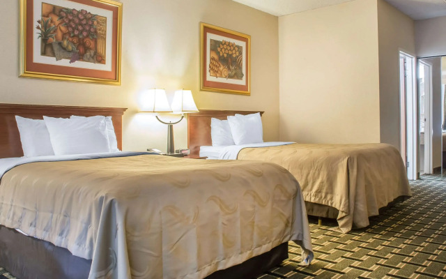Quality Inn & Suites Palm Island Indoor Waterpark