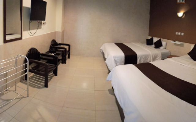 Hotel Safara
