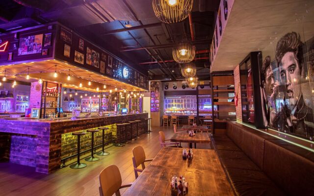 DoubleTree by Hilton Doha - Al Sadd