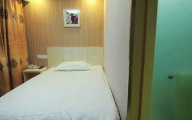 Yijia Hotel