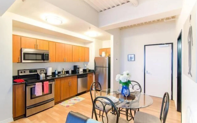 Hollywood Penthouse 0 Bedroom Studio By Senstay