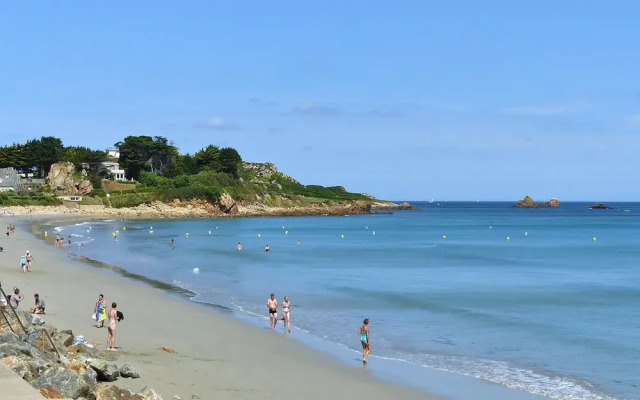 Holiday Home Near Village Centre and Beach