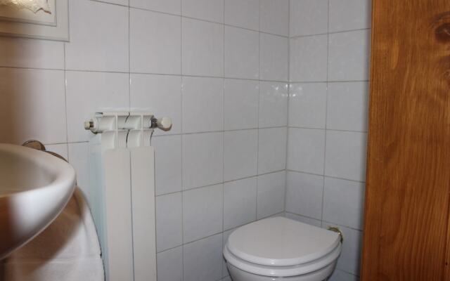 Art Apartment SMN Station