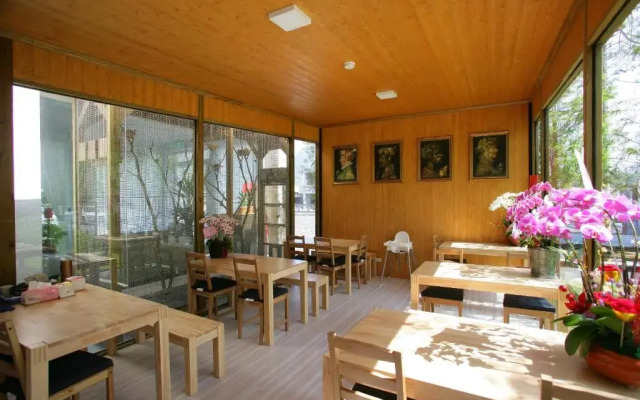 Xianel Vacation Chateau