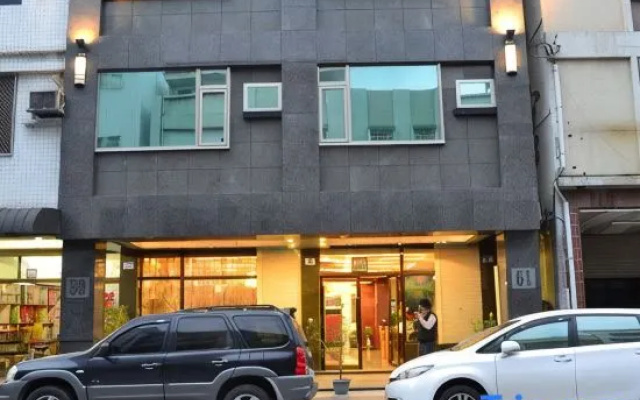 Xiang Feng Hostel