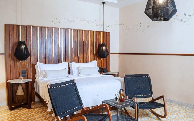 Adoro Hotel Boutique