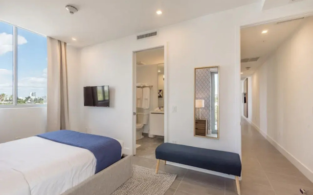 VHC Luxury Apartments 538-203