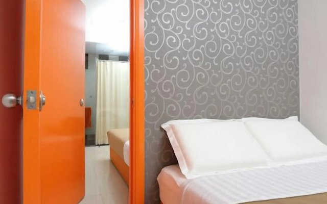 1 Hotel Taman Connaught