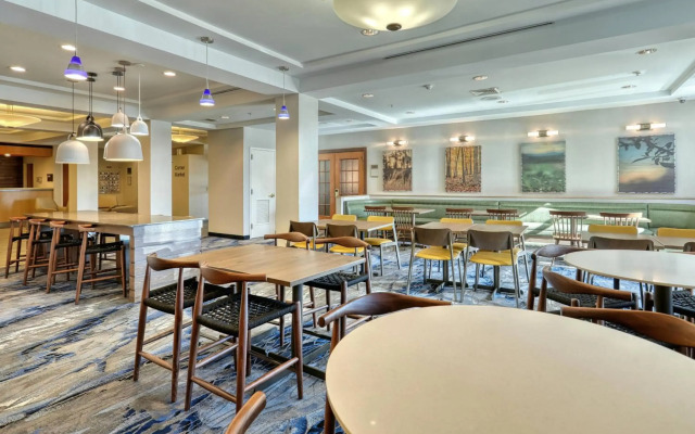 Fairfield Inn & Suites by Marriott Woodbridge