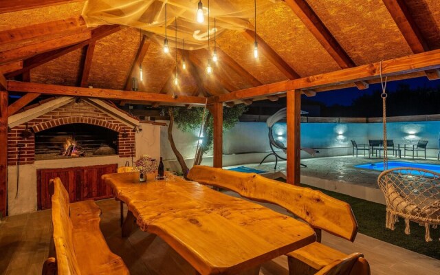 Stunning Apartment in Vrana With Wifi and 2 Bedrooms