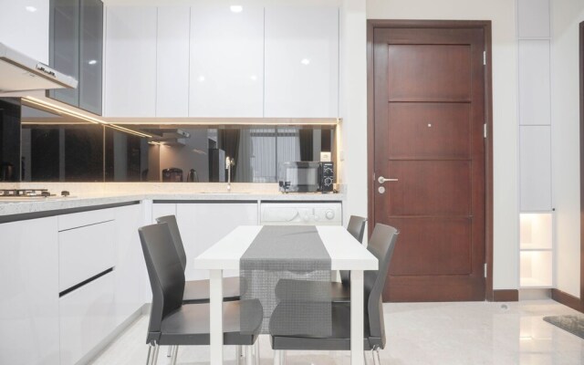 Elegant And Comfy 2Br At Permata Hijau Suites Apartment