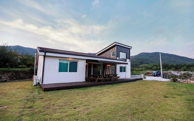 Pohang Haneulbyeoliyagi Pension