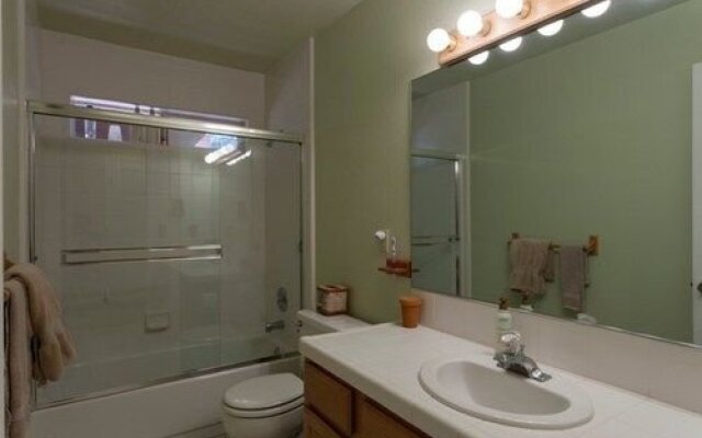 Kings Court Vacation Rental By Redawning