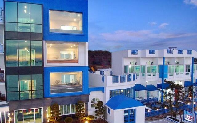 Blue Latte Poolvilla