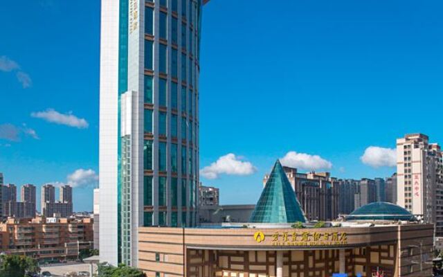 Aile Crown Holiday Hotel