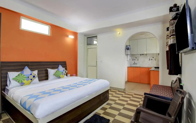 Oyo Flagship 77433 Sk Hotel