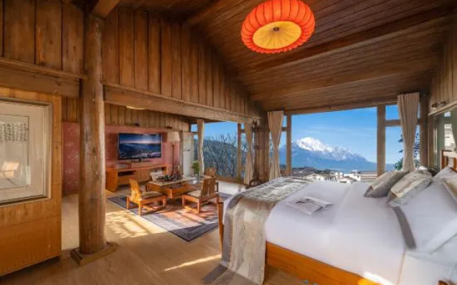 Lijiang Jinli Chinese Courtyard Inn