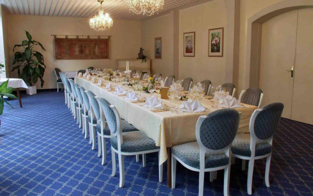 Akzent Hotel Restaurant Altdorfer Hof