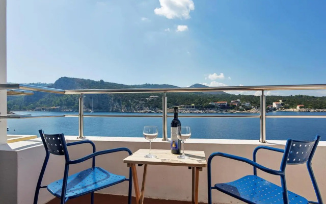 Rooms by the sea Cove Pokrivenik, Hvar - 2069