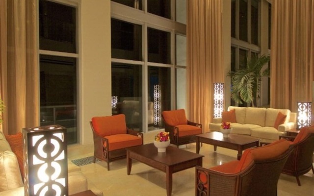 Marenas Resort by Airpads