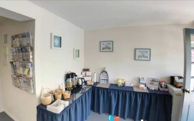 Handkerchief Shoals Inn