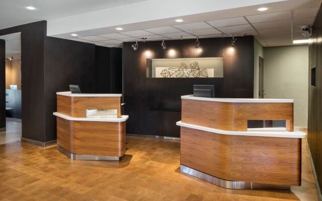 Courtyard Phoenix Airport