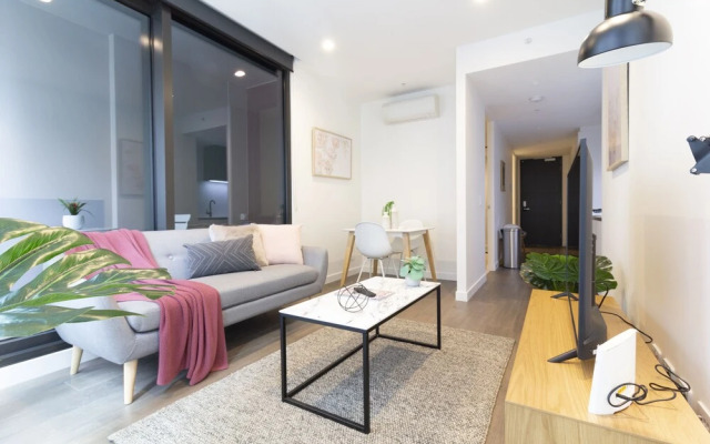 Urban Rest - The Conservatory