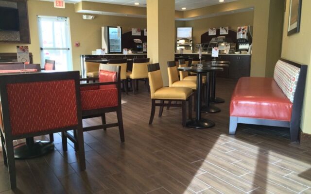 Holiday Inn Express Defuniak Springs by IHG
