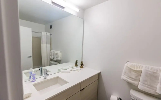 Furnished Suites Near Navy Pier