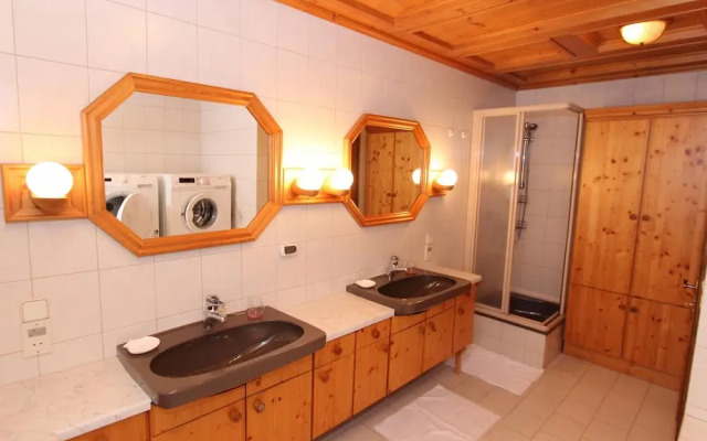 Chalet With Sauna in Piesendorf Near ski Area
