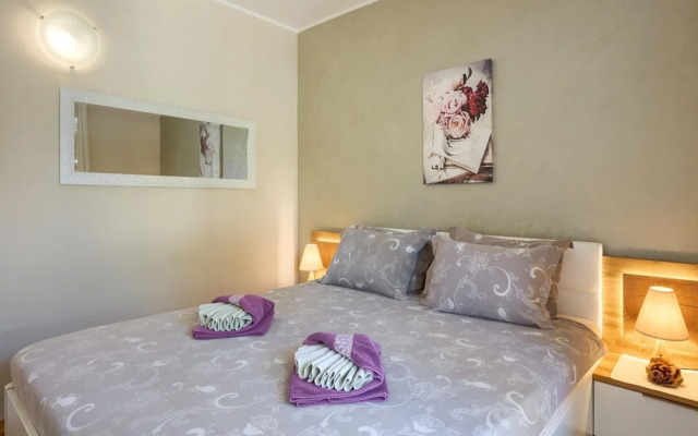 Premium Apartment With Patio
